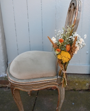 DIY Sunset Rose Chair, Cake, Table Decoration Flowers