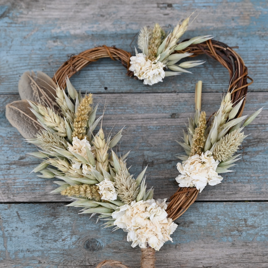 Meadow Neutrals Heart Wand