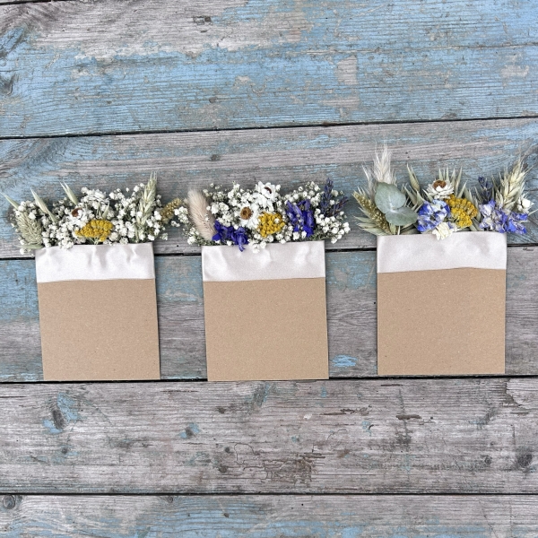 Meadow Yellows Pocket Square Boutonniere