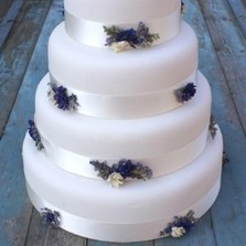 Provence Cake Ribbons
