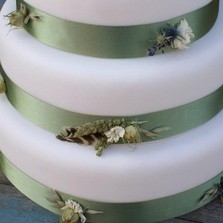 Rustic Autumn Cake Ribbons