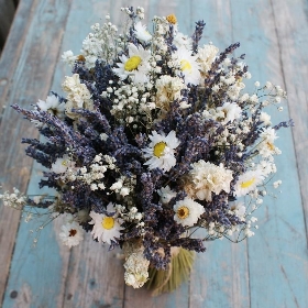 Lavender Twist Daisy Bouquet