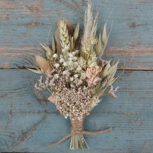 Pampas Prairie Blush Buttonhole