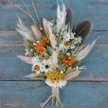 Pampas Prairie Amber Lapel Corsage