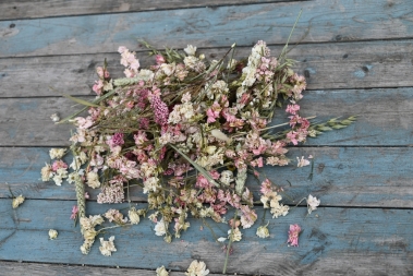 Pinks Dried Flower Off Cuts Craft DIY Large Box