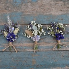 Meadow Blues Dainty Buttonhole