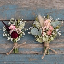Meadow Reds Dainty Buttonhole