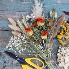 DIY Sunset Buttonhole Kit