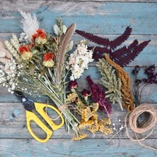 DIY Sunset Buttonhole Kit