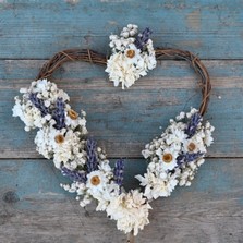 Lavender Twist Daisy Heart Cake Topper