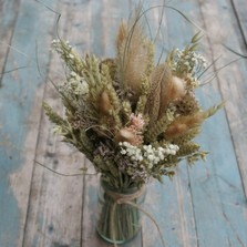 Pampas Prairie Blush Bridal Party & Venue Wedding Package £410