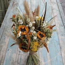 Sunflower Prairie Bridal Party Wedding Package £210